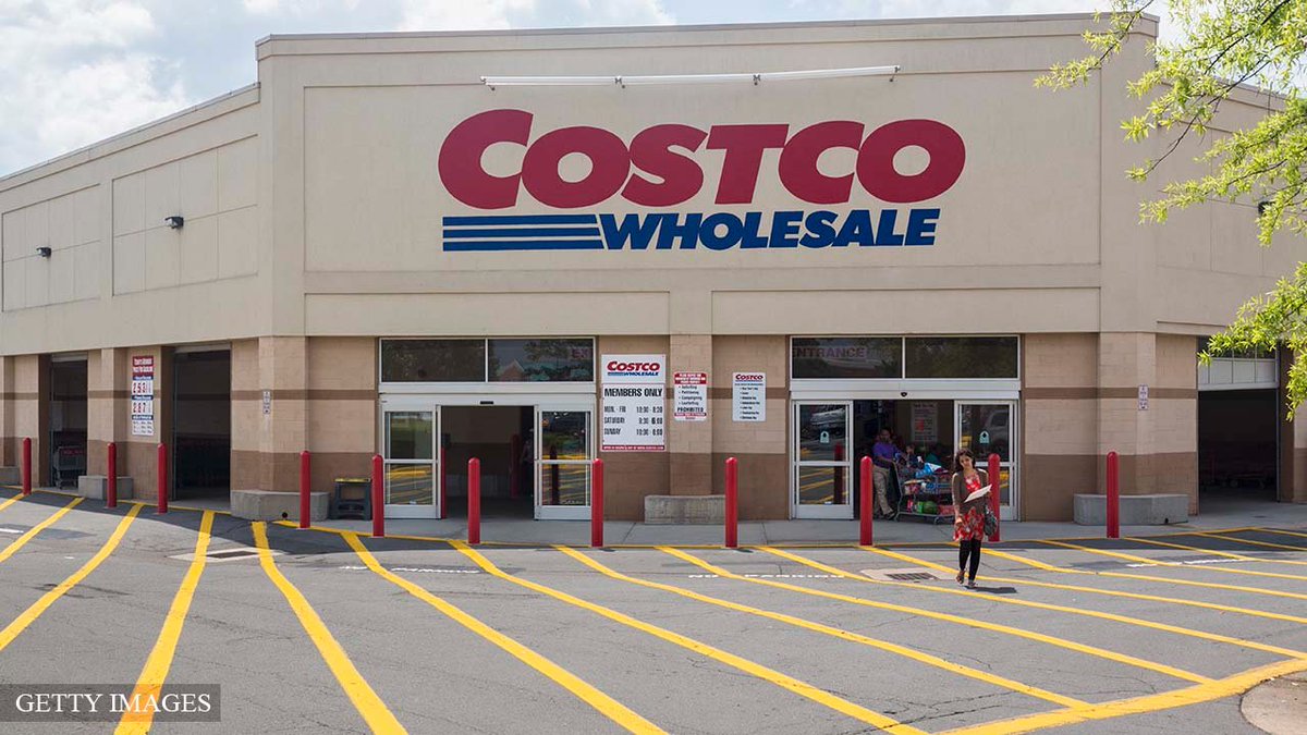 thehill's tweet photo. Costco says its one-ounce gold bars are selling out fast https://t.co/P860YOQ91D https://t.co/X14EOP0Eem