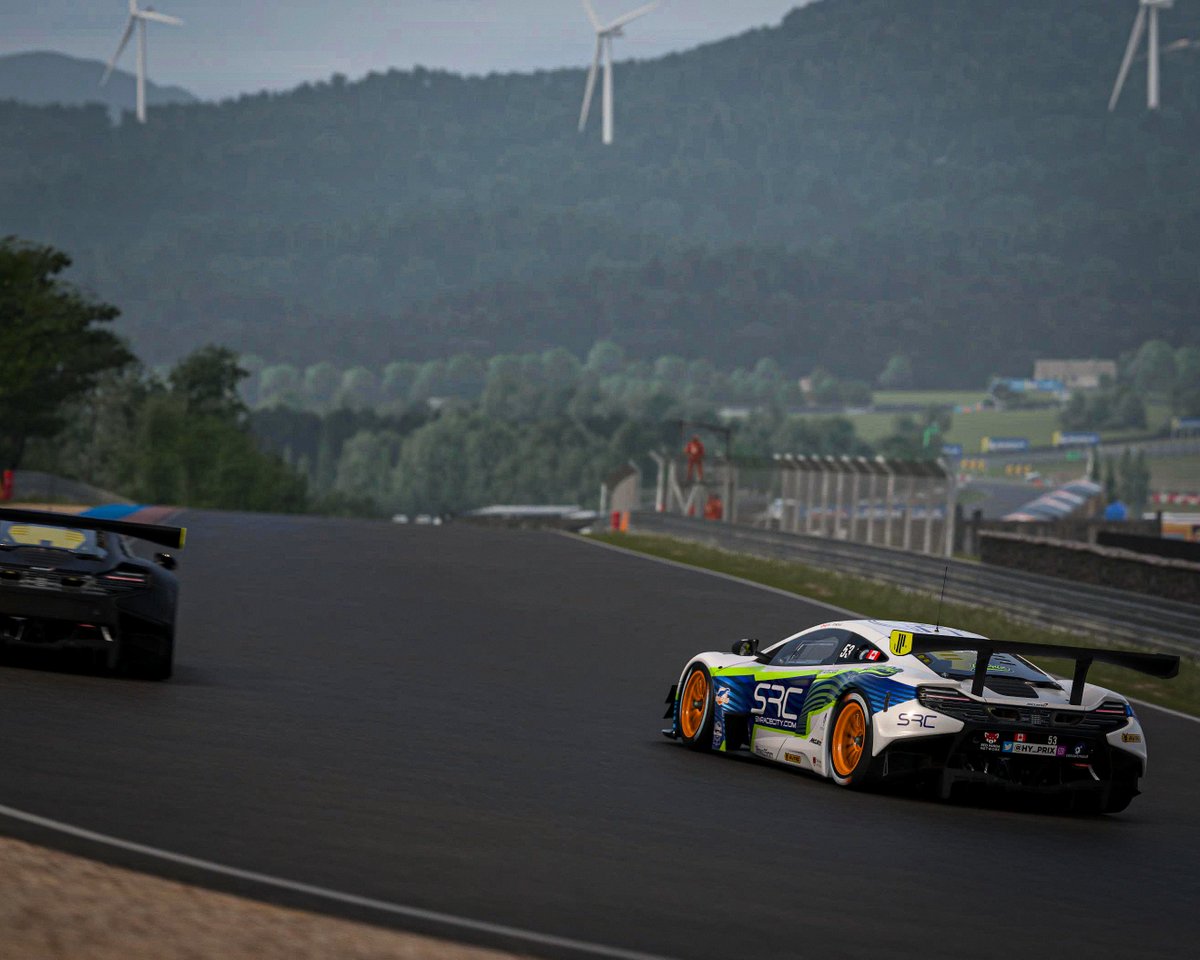 📸 <a href="/tsbapb/">Björn Pabst</a> at Sardegna in the PRL Series 💪 #simracing #granturismo #gt7 #racing #mclaren
