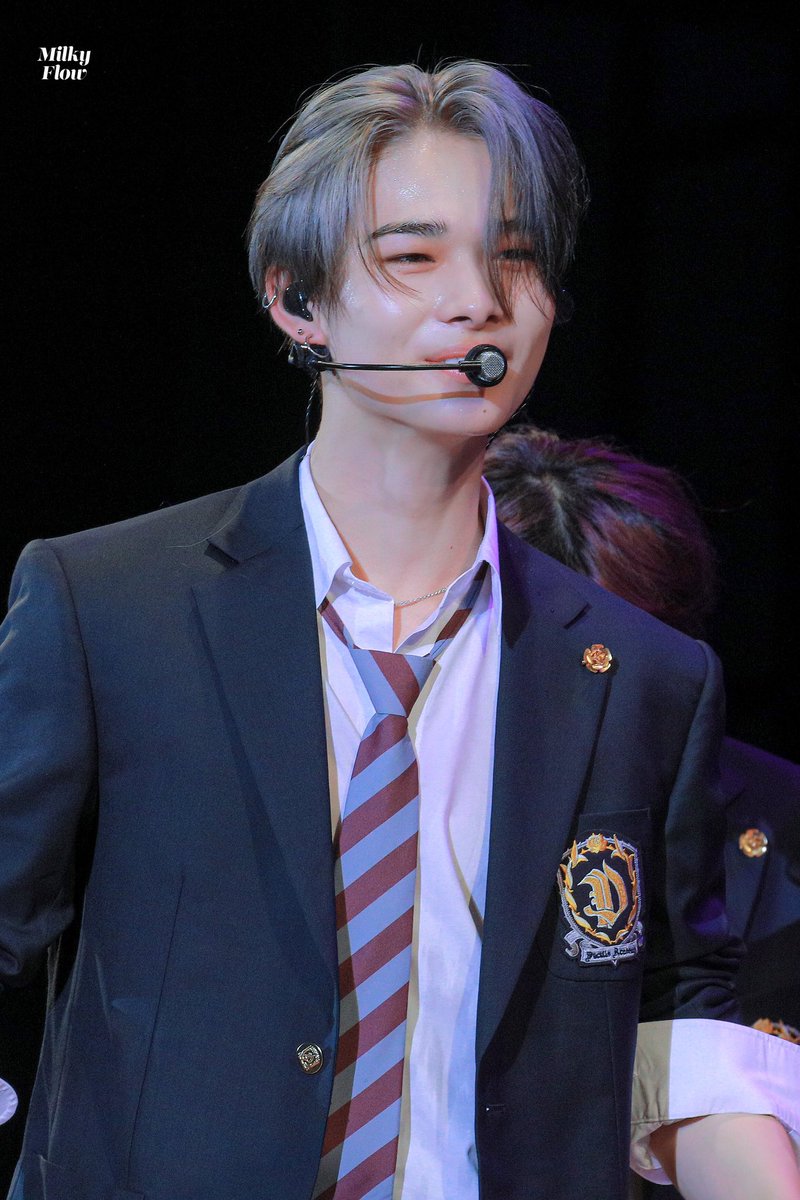 enhypenfansite's tweet photo. [HQ] 230928 Ni-ki – DARK MOON Special Stage

cr.@/niki_milkyflow 
#ENHYPEN #엔하이픈 #NI_KI #니키 #ニキ
@ENHYPEN @ENHYPEN_members https://t.co/GWrDeImGrc