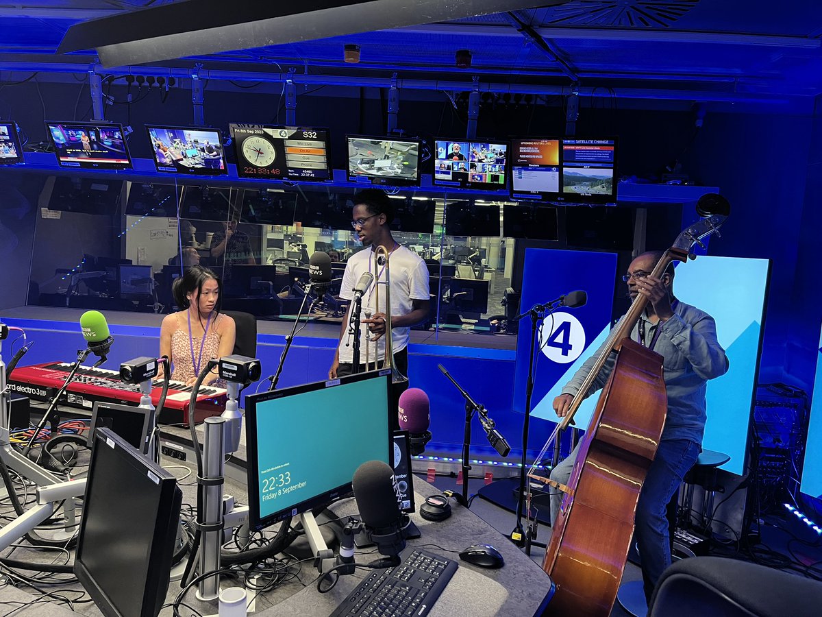 Annette Walker tweet media