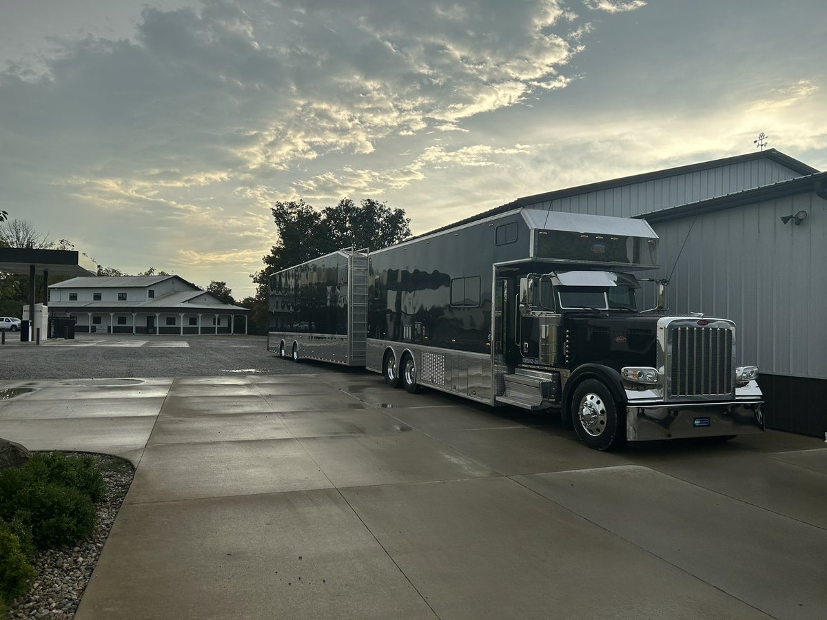 2018 S&amp;S hauler on long nose Peterbilt tractor.  Excellent condition. $800,000.00.  Serious inquiries only please. 256-614-9820.