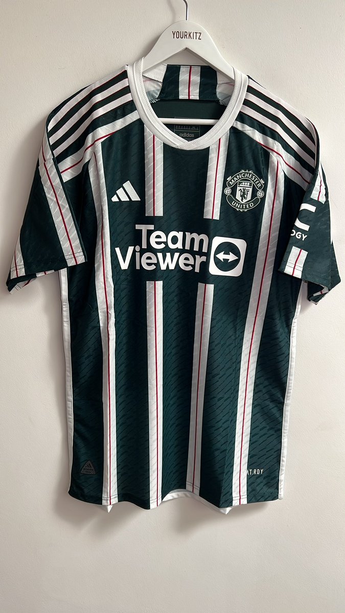 yourkitz's tweet photo. @angieMUFC1 https://t.co/5SGjWXZacN