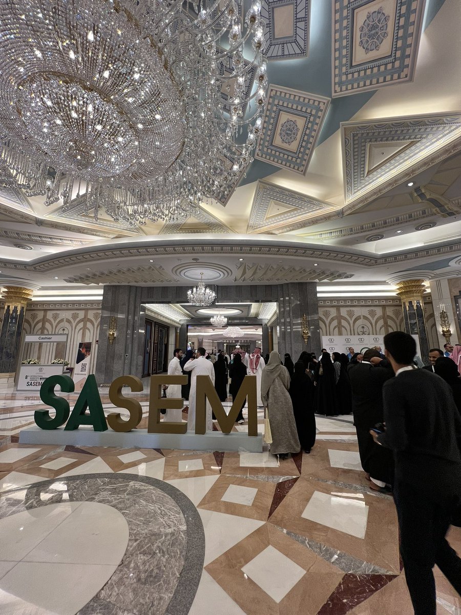 Saja_hawal's tweet image. Happy and thrilled to be able to attend the #SASEM2023 in Jeddah .
Thanks for the people behind this event for their own magnificent effort.