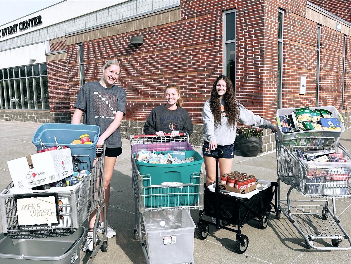 Midland Campus Ministry & Spiritual Wellness (@campusminmu) on Twitter photo It’s Thankful Thursday & we’d like to thank the Midland Volleyball & Men’s Basketball teams for collecting items for the Warrior Open Cupboard. They brought in 401 items & delivered it sorted and ready to put on the shelves. We are grateful! 🧡🏐🏀 <a href="/Midland_VBall/">Midland Volleyball</a> <a href="/Midland_Hoops/">Midland University Men's Basketball</a> It’s Thankful Thursday & we’d like to thank the Midland Volleyball & Men’s Basketball teams for collecting items for the Warrior Open Cupboard. They brought in 401 items & delivered it sorted and ready to put on the shelves. We are grateful! 🧡🏐🏀 <a href="/Midland_VBall/">Midland Volleyball</a> <a href="/Midland_Hoops/">Midland University Men's Basketball</a>