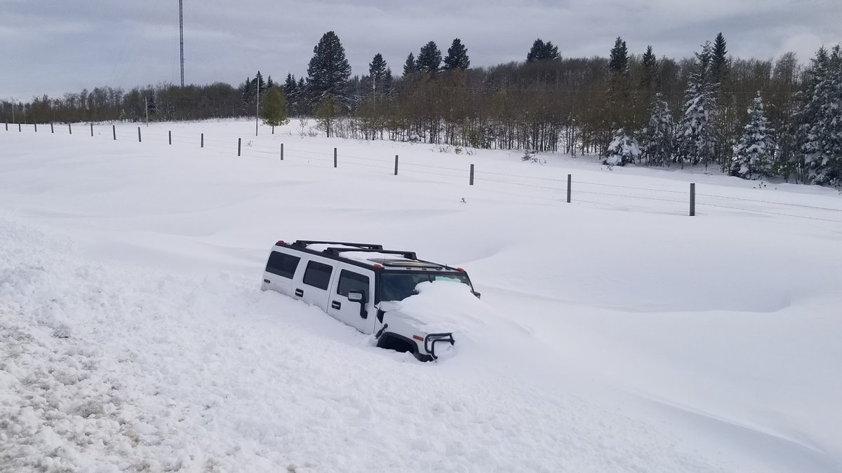 4 years ago at this time, Waterton Park got a metre of snow. #abstorm