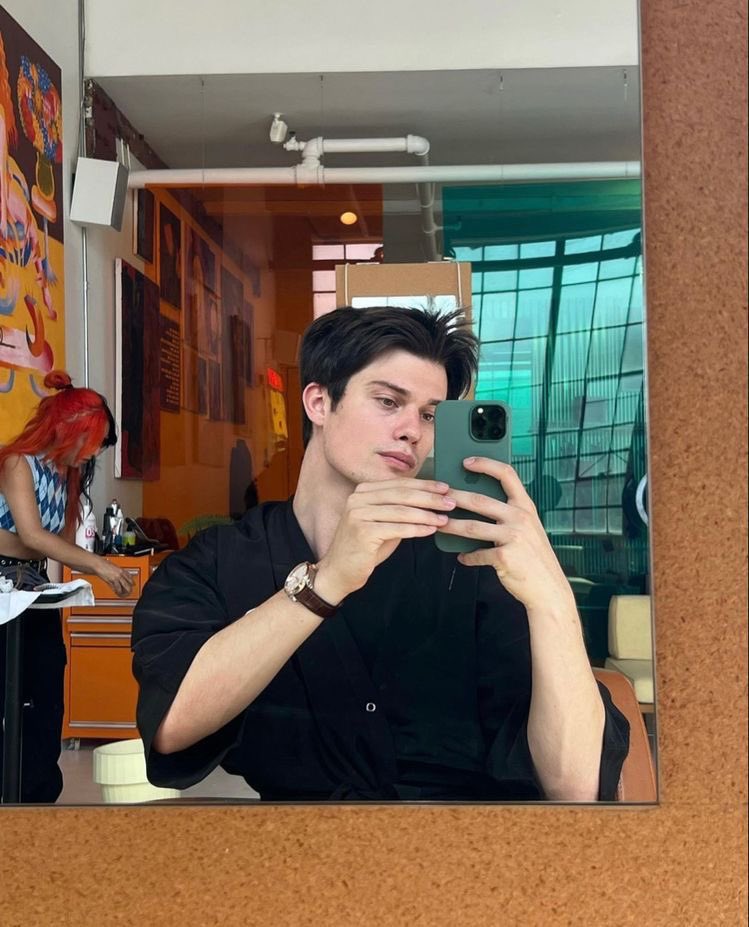 ideaofyounews's tweet photo. It’s Nicholas Galitzine’s  (@nickgalitzine) birthday today! He is our Hayes Campbell in The Idea of You. It’s also his golden birthday (he’s turning 29 on the 29th!) Wish him a happy birthday, everyone! https://t.co/1Czbu3iYNB