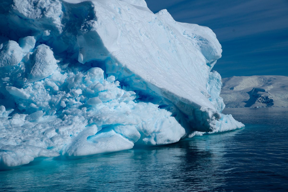 Antarctic sea ice is presently at an extreme low, with ~20% lower coverage than normal for this time of year. New Zealand scientists are convening a panel discussion on the issue. An emergency summit will be held on 3 October at <a href="/CityGalleryWgtn/">CityGalleryWellington</a>, live stream available.
