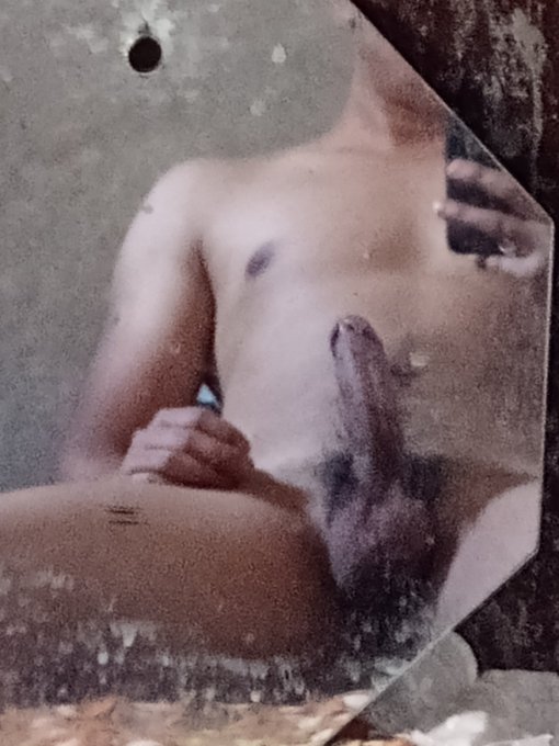 Frente al espejo https://t.co/rQEADzVJR6