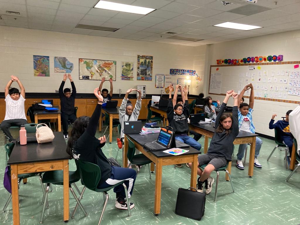 recvrfromtrauma's tweet photo. It's all about the Wellness at Stockbridge Middle School as we paused for movement today! Even the staff enjoyed the brain breaks! 😁😁😁 https://t.co/9IJvY81Wqv
