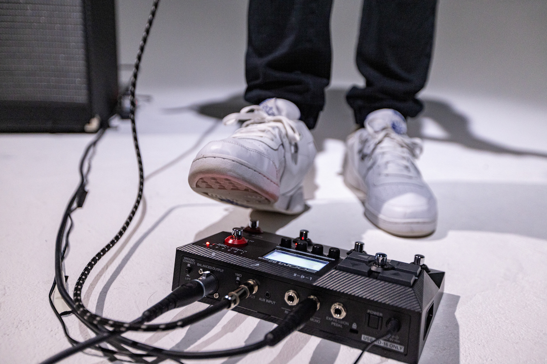 GeerTech's tweet image. When you need to plug directly into the house PA, the @ZoomSoundLab B2 FOUR has you covered. It features six DI models that recreate the tone of world-class direct boxes. Visit our website to find a local authorized dealer. ow.ly/yiEz50POOr2

#GeerTech #AVTweeps #zoom