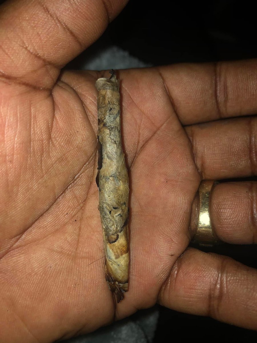 SmellinMoney's tweet photo. MF said they gone find a way to get high LMAO can’t make this shit up https://t.co/IldN3CZJUH