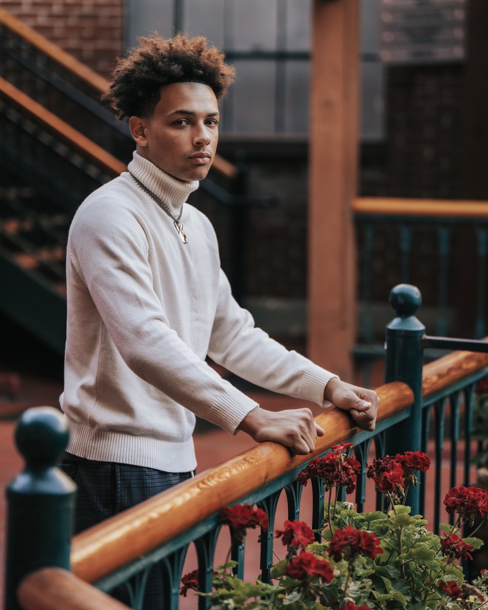 The LR Visuals tweet media