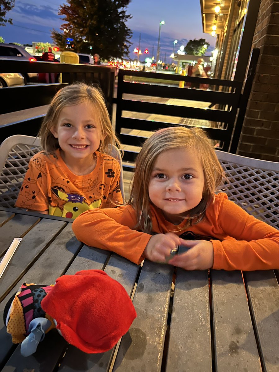 Still time to come out and support <a href="/JRES/">Jesse Resnick</a> at Blaze! 🍕