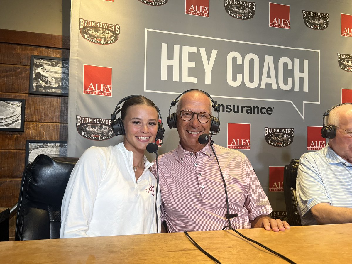 Great to have <a href="/elinasinz/">Elina Sinz</a> &amp; @UACoachPotter on <a href="/HeyCoachAlabama/">Hey Coach</a> tonight! #RollTide