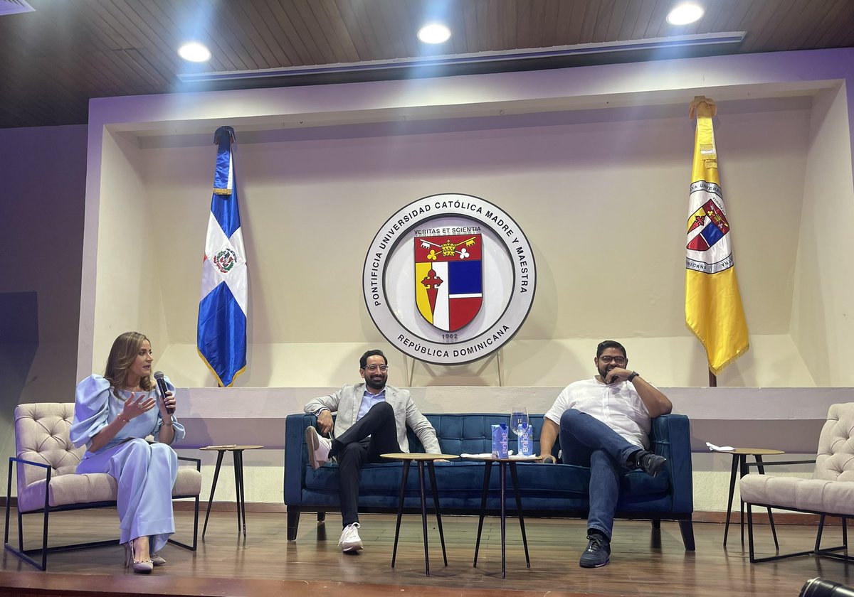 Voto Duro vs Voto Blando 🗳️ "El voto duro puede impulsar a un partido en las elecciones primarias, pero el voto blando suele decidir las elecciones generales. La flexibilidad importa. #Elecciones #VotoDuro #VotoBlando #ConquistaElectoral #CerebrosPolíticos <a href="/cerebrospoliti/">Cerebros Políticos</a>