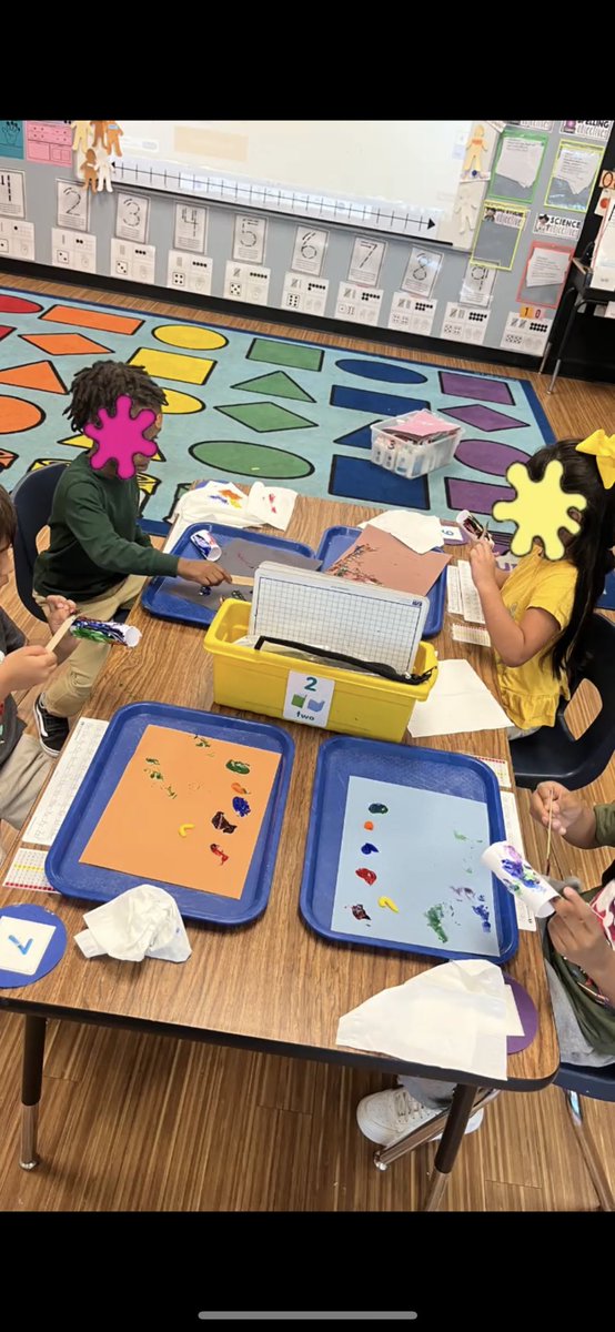 Exploring our five Senses through art. ( touch 🖐️ sight 👀 ) #ScienceandArt #Kindergarten