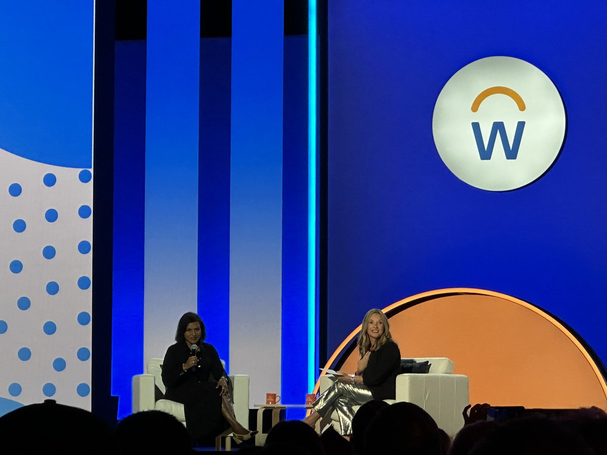 erin_e_byrd's tweet photo. “Do your best until you know better. And when you know better, do better.”
-Maya Angelou
-Oprah
-Mindy Kaling

@mindykaling @Workday 
#WDAYRising 
#WDAYSocialSquad https://t.co/iMTefZowqM