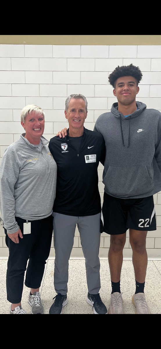 Highlands Golden Rams Athletics tweet media