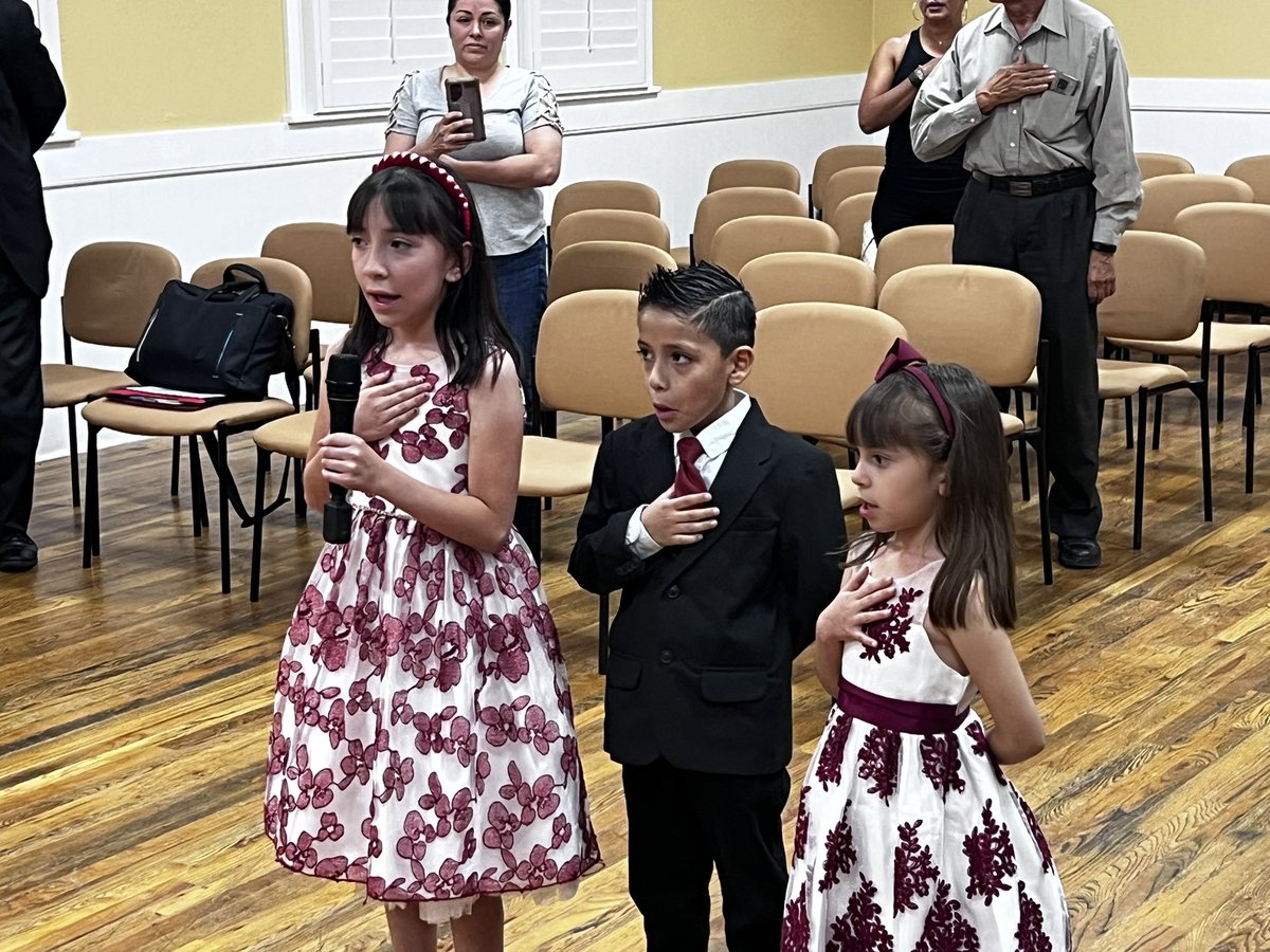 In case you didn’t know…. SOCORRO KIDS ARE THE BEST KIDS! Thank you Campestre Cobras for leading us in this evenings Pledge of Allegiance, Texas pledge, and moment of silence at the special city council meeting. GO COBRAS! @Campestre_ES