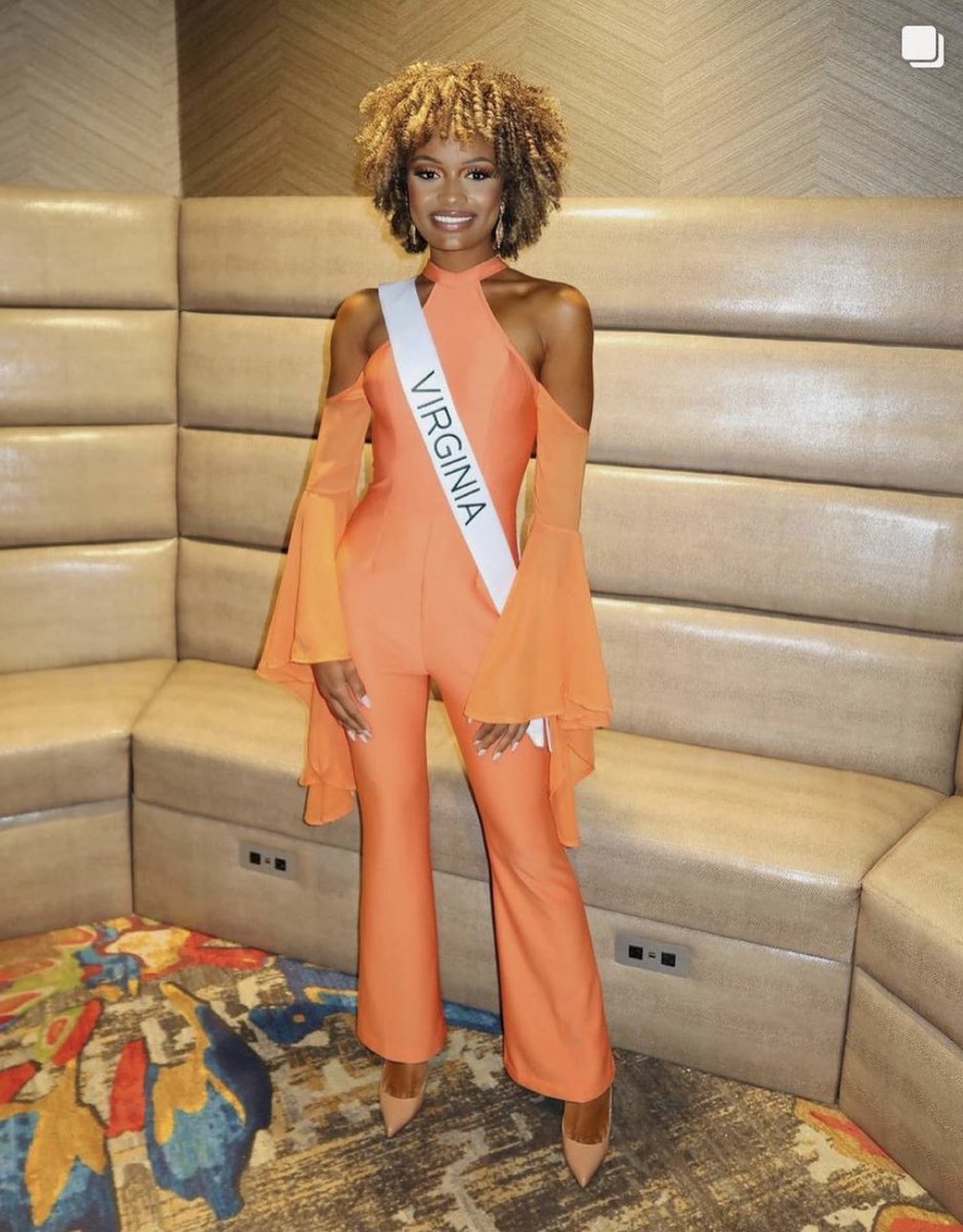 Andrea Cook tweet media