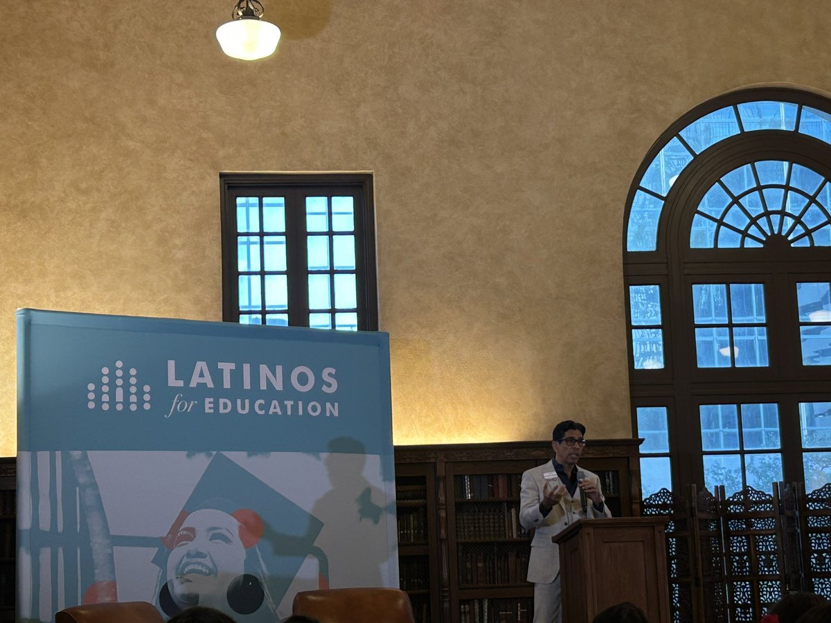 JustinGFuentes's tweet photo. Thank you to @Latinos4Ed for advocating for our children and community!  @Tejanocenter https://t.co/GIn3cEh51a
