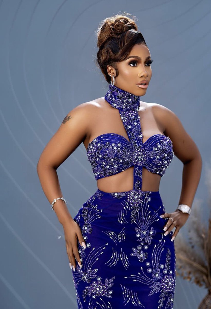 Topclassmagaz1's tweet photo. Queen Of Highlights 
Happy Birthday 🎁🎈🎉🎊🎂 @real_mercyeke 
#BigBrotherNaijaAlIStars #BBNaijaAllStar 
.
.
.
.
#topclassmediaandmagazine #topclassmediamagazine #topclassmagazinemedia #SheMustBeObeyed #officialmercyeke #Mercenaries #bbnaijaallstars https://t.co/8RzHPt2Jvs