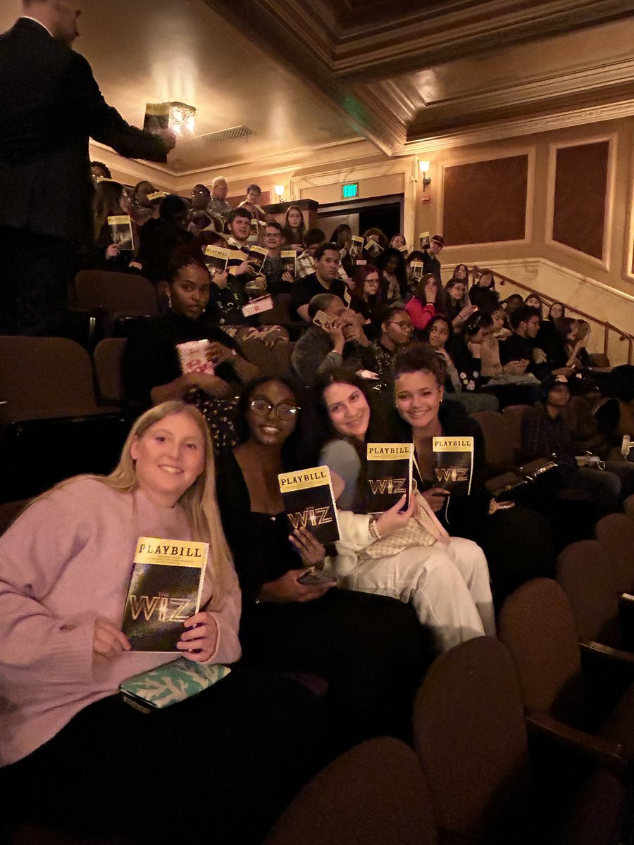 Huge thanks to The Hippodrome Foundation for inviting LHS Performing Arts to see “The Wiz” last night. It was such a great experience for our students to see live theatre! We all had a wonderful time.