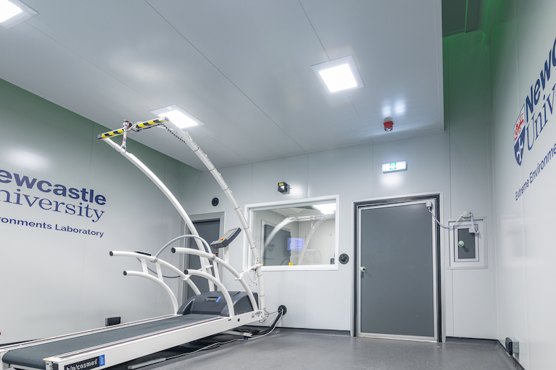 Visit sportingedgeuk.com and maybe take a look at the research library section to see how you could benefit from a class leading, Altitude and/or Environmental chamber for you and your team. fmpa.co.uk/partner/sporti… #SportingEdge #altitude #environmental #chamber