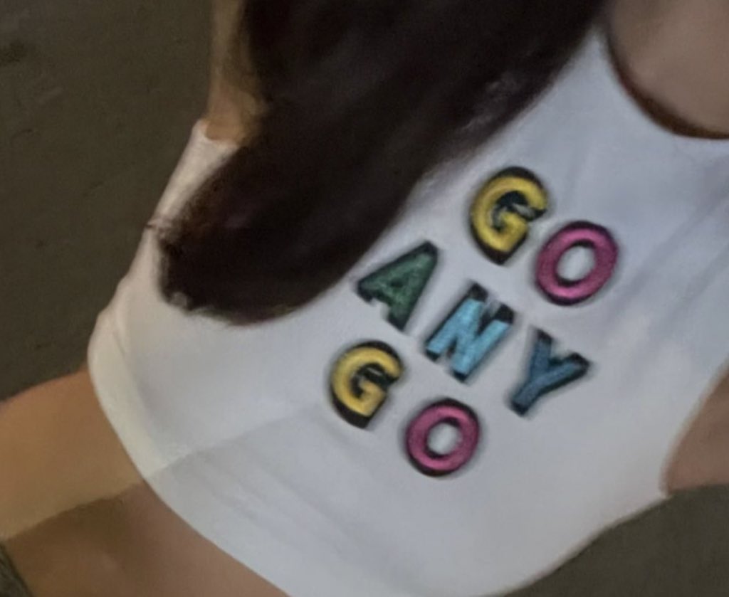 AnahiClub_'s tweet photo. Any @Anahi ayer y hoy, Syl @iconicGuuurl fue a verte en McAllen 🥹💗🙌🏻 #GoAnyGo https://t.co/G3csjYZkzz