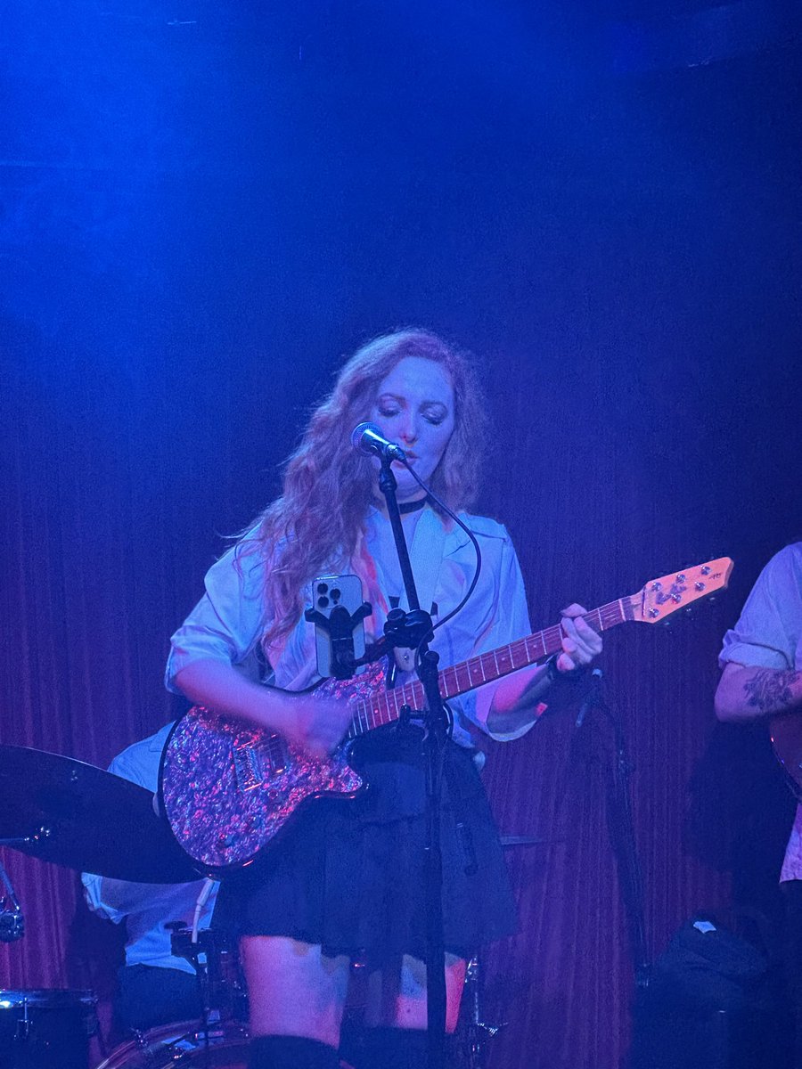 Fixer mac Gabhann tweet media