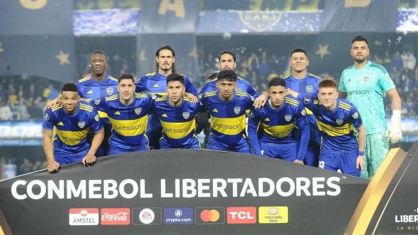 LucasBeltramo's tweet photo. Advíncula atacó con decisión por derecha y se asoció con Medina, que fue conductor. Fabra trepó bien por izquierda en el 2T. A Barco solo lo podían parar a patadas: partido consagratorio. ¿Salió por cansancio? Raro. Eso sí: Janson entró picante.

Pol levantó. Equi fue más vertical y recuperó 10 pelotas: la última vale un gol. Merentiel cumplió de doble 9. Cavani derrocha categoría afuera del área, llamativamente le falta barro adentro: sus goles ya van a venir. Pipa, al acecho.

Figal y sobre todo Rojo hicieron que el arco de Chiquito fuera una platea preferencial. Valentini entró en la misma sintonía.

Con mucho pizarrón y laburo en la semana Boca minimizó al gran candidato (que pestañeás y te llega abajo del arco), lo dominó de punta a punta y le generó 9 chances de gol, pero es fútbol y fue 0-0. Ahora, a Brasil a buscar lo que -por ahora- merece largamente.