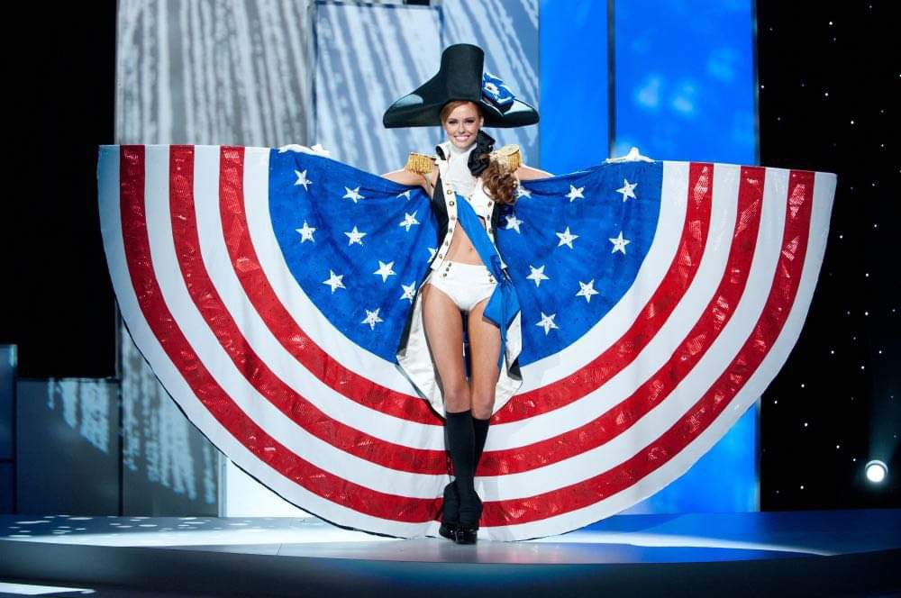 Yo llegando a la final de LMD6  #bromiss