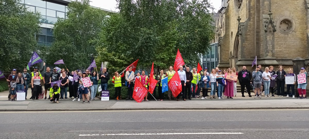 Here we go again! With our comrades from @UoLUnison and @leedsucu we are taking strike action at @UniversityLeeds to demand #FairPayInHE. 

We are strong, united, resolute, and we will not budge! ✊️ 
#WereWorthMore #ucuRISING #solidarity #HigherEd