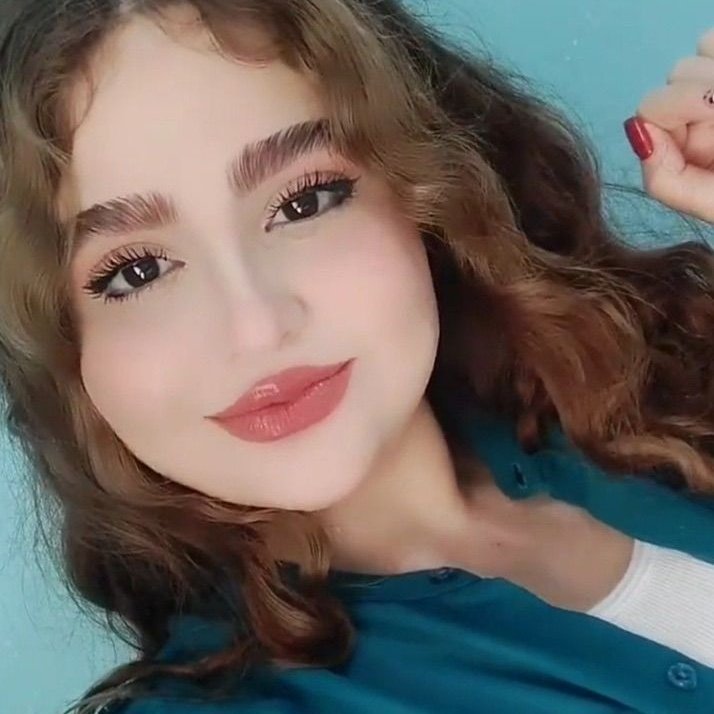 دوستان من تازه واردم 🥺لطفا حماتتم کنید
ریت=ریت
فالو=فالو
خلاصه که کمکم کنید بیام بالا