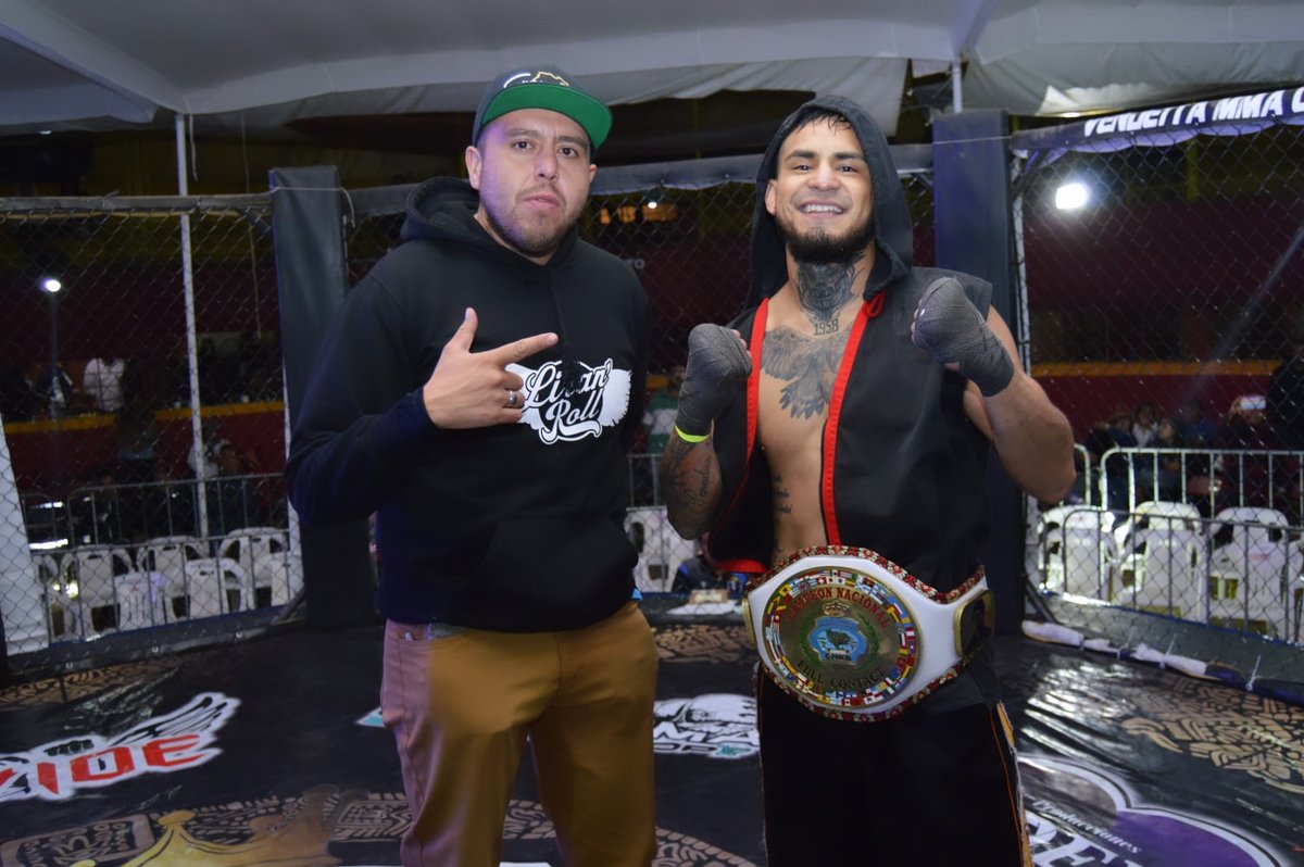 Bossiferador's tweet photo. Regresamos a la jaula de:
Vendetta MMA Championship Series 🧨🔥

Le dimos recio 🏴‍☠️🎙️💎🎶  Muchas gracias Plaza de Toros Gabriel de la Torre 🇲🇽🔥

Próximamente en tu ciudad 🇲🇽💎🦍

Gracias por la playera 🦍🔥 

#AvísaleATusPrimas #PlatícaleATusCompas #ColosalLife https://t.co/JYsnTEEgvl