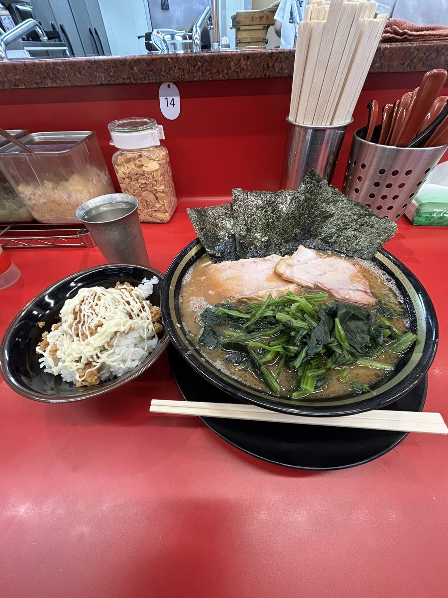 IEKEI TOKYO 王道家直系
たまに食べたくなります。