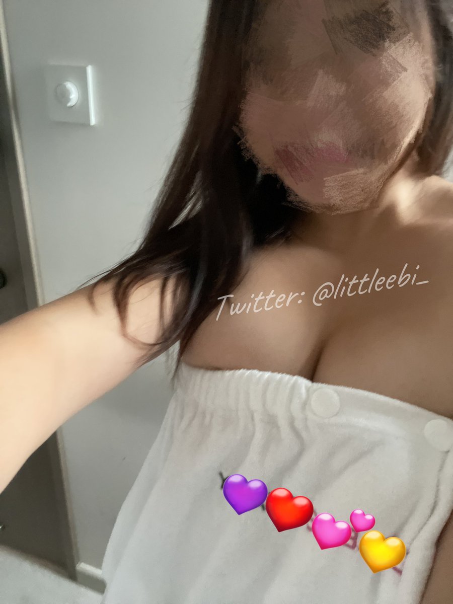 littleebi_'s tweet photo. 出張另一個AI風格先！😝
喂啊～見有人話我係淫樣 明明就係清純乖乖女樣！一定係嗰張風格問題😌

難得有幾日假可以去按摩放鬆下😙
好似話按多啲個胸會大啲👐🏻
有冇哥哥可以幫我按？

btw有波波唔一定露出圖😛
但近排係有影咗😌 50retweet 就post!

#00後 #大學生 #淫娃 #m女 #hkgirl #港女 #露出 https://t.co/Wm2WV9xsVP