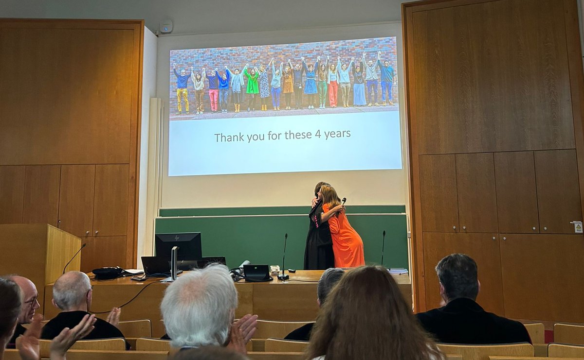 Tatjana Geukens (@geukenstatjana) on Twitter photo My last day in the lab of <a href="/ChristineDesme2/">Christine Desmedt</a>!! What a beautiful PhD, amazing 4 years, wonderful team effort it's been ☺️ Thanks for everything, my heart is full, can't wait for the clinical & scientific adventures ahead ❤️ My last day in the lab of <a href="/ChristineDesme2/">Christine Desmedt</a>!! What a beautiful PhD, amazing 4 years, wonderful team effort it's been ☺️ Thanks for everything, my heart is full, can't wait for the clinical & scientific adventures ahead ❤️