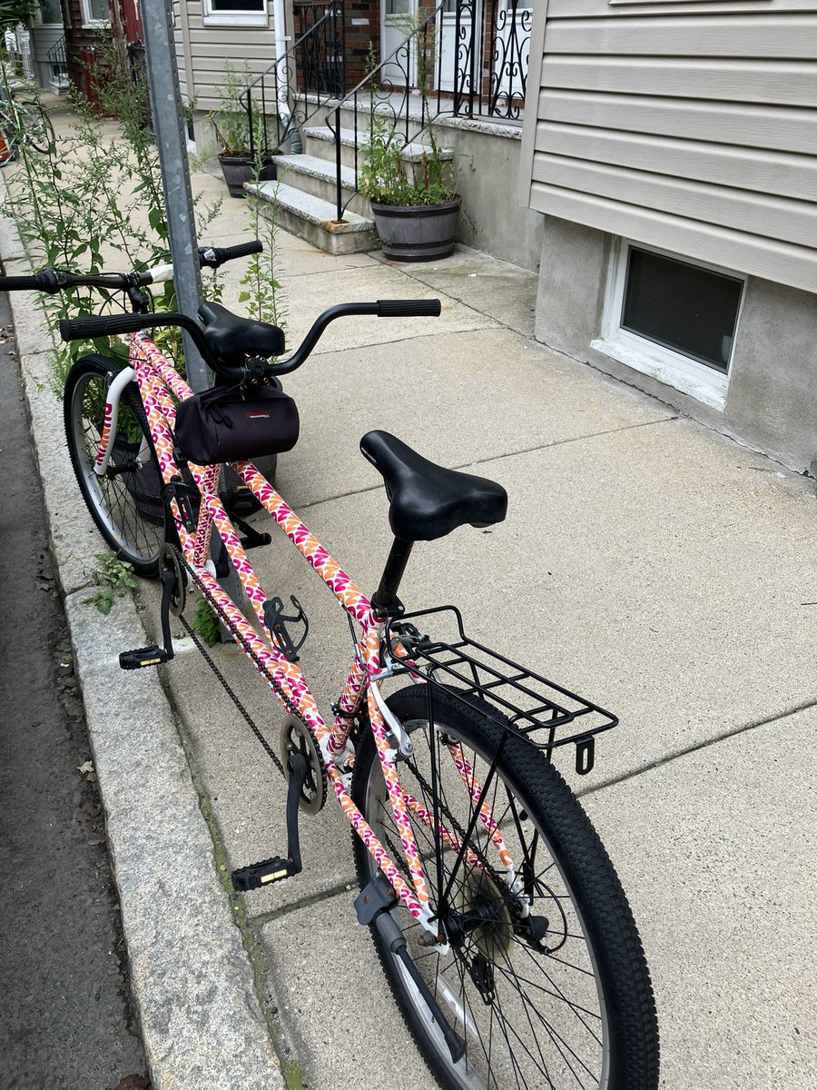VoteJivan's tweet photo. Award for coolest Cambridge bike I’ve seen recently goes to this Dunkin themed tandem https://t.co/D26K2SP6LP