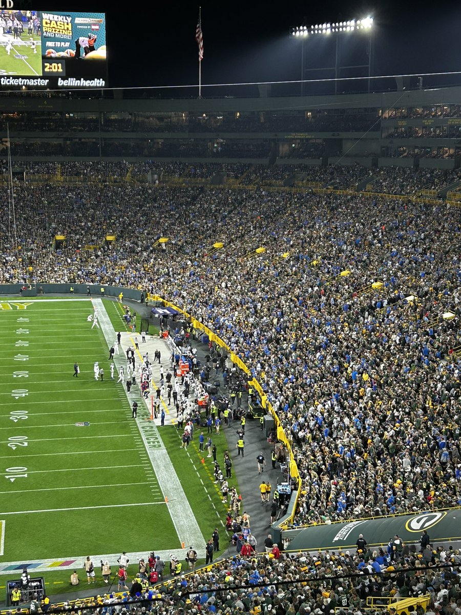 JJSabo's tweet photo. Why does it seem that there is way more “blue” at Lambeau then green and gold?! What happened to the days it was all Packer fans? https://t.co/zyNTOdlg7j