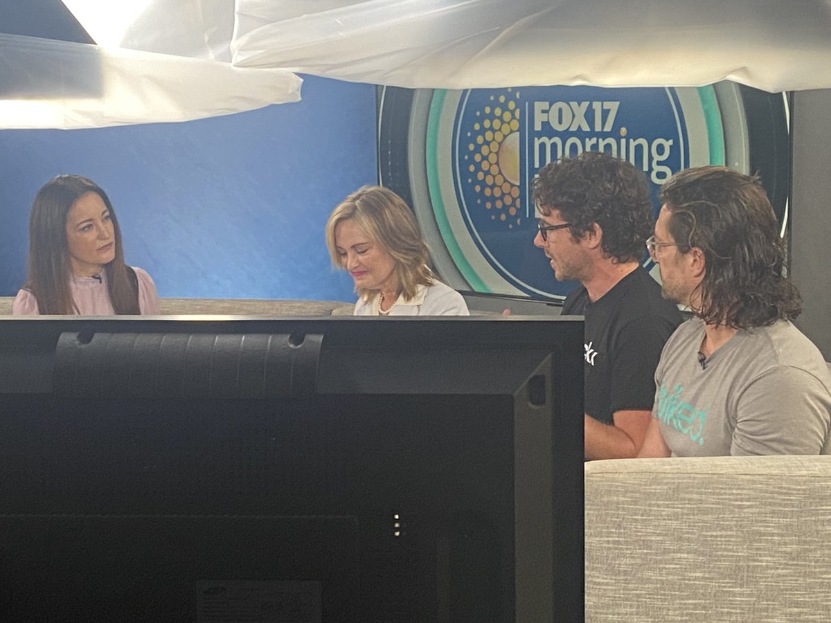 flockxofficial's tweet photo. 🎉 Happy Friday! 🚀 Exciting developments in #GrandRapids! Flockx & Biked are sparking innovation, as discussed by our CEO, Devon, on @Fox17! Big shoutout to The Right Place for fostering growth during Tech Week! 🌟 Watch here: https://t.co/lm2W6mLsgs #flockx #Biked #TechWeekGR https://t.co/yWAdf62SOr