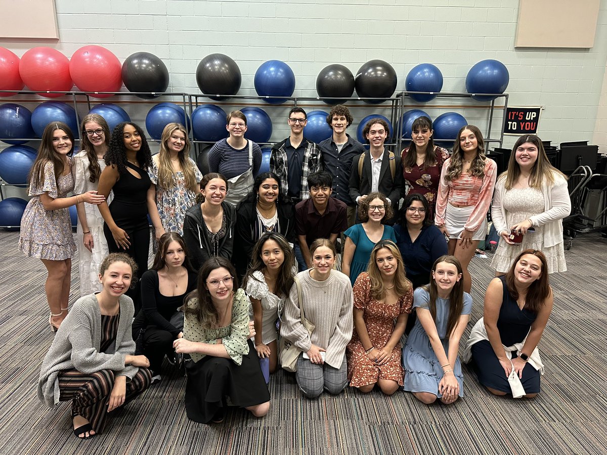 AFHS Chorus tweet media