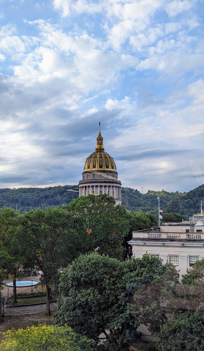 crystaliveyTN's tweet photo. The @wvdevo broadband office continues to impress with their innovative ideas on how to reach universal coverage in #westvirginia. Fantastic meeting with their team today! #internetforall https://t.co/DyzTbDLcc6