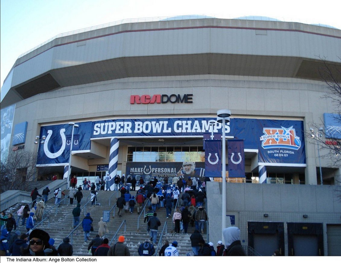 OldStadiumArena's tweet photo. The RCA Dome was located in Indianapolis, Indiana. It was the home of the NFL's Indianapolis Colts from 1984–2007. It was demolished in late 2008, https://t.co/d69Vhq4pGc
