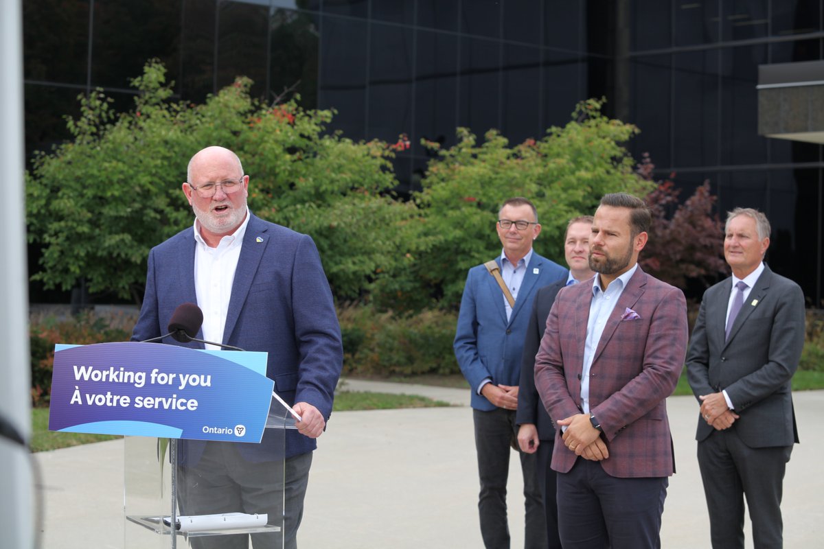 PeterCuddyW3's tweet image. Today Minister @DavidPiccini  announced that WSIB will move its headquarters from Toronto to 300 Tartan Dr in #LdnOnt. This move will result in 2000 total jobs including spin-offs, and add $100 million to our local economy.