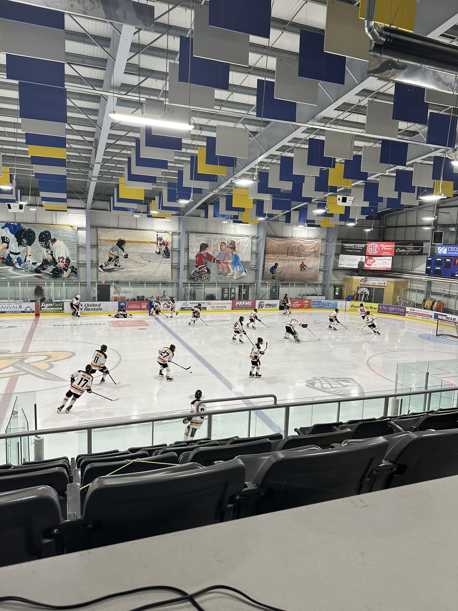 Warmups are underway as the @NBuccaneers host the <a href="/CowichanKraken/">Lake Cowichan Kraken</a> in <a href="/vijhlofficial/">VIJHL</a> action at the Pirate Ship! 7:15 puck drop.