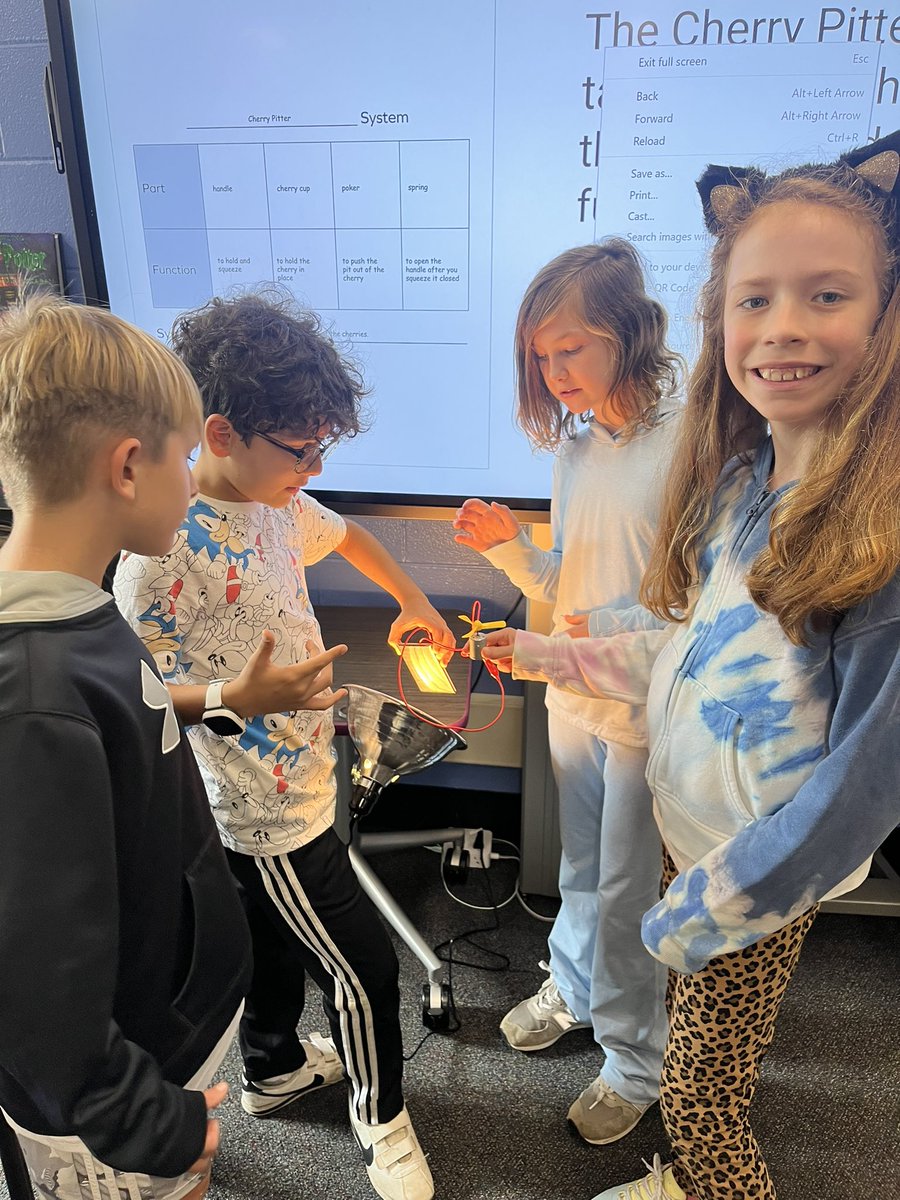 CrocillaCollins's tweet photo. In science today, we used a variety of materials to create a simple electrical system! All students were successful in creating a functional system. @CollinsSchool54 https://t.co/x7SJiBxnq6