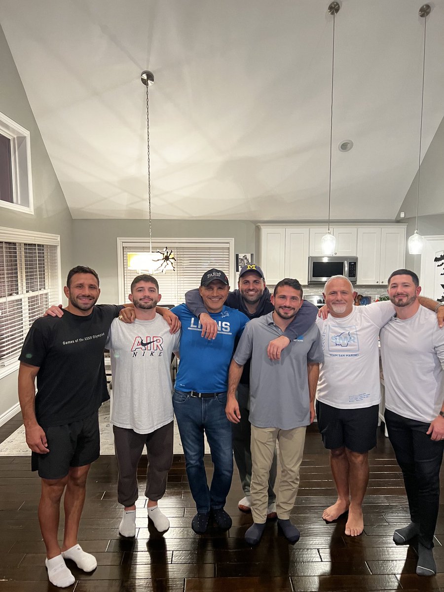 Let’s Go 🦁 Lions … #TeamAmine