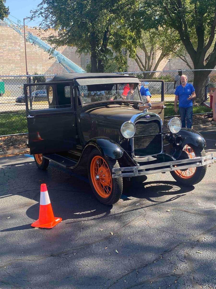 Central High School tweet media