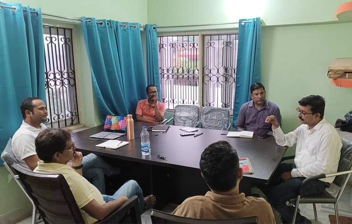 FoundationIsdg's tweet photo. A detailed session was conducted on value chain analysis of Lac in Jharkhand.
Experts from different walks of development pitched in to make the session more interesting.
#Development #Research #ISDG #Livelihood #Jharkhand #Lac #SecondaryIncome #Tribal #Rural #SDGs https://t.co/seQ2zYG5z8